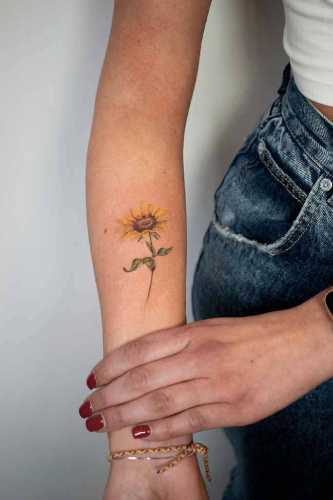 Girasole Micro realistico - Portfolio - Arte Incisa