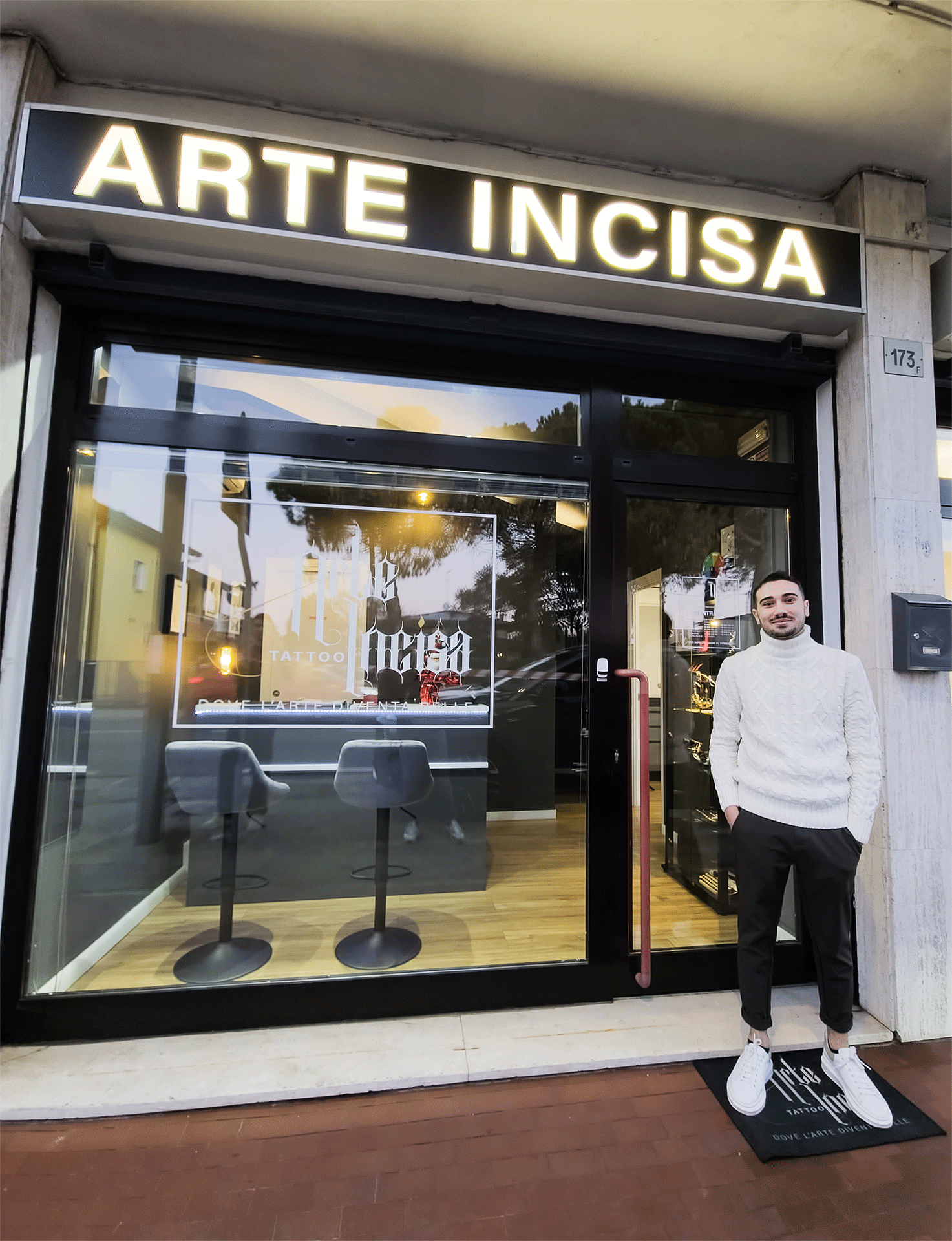 Raffaele - Inaugurazione - Arte Incisa Tattoo