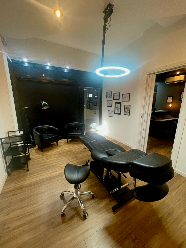 Arte Incisa Tattoo - Interno studio
